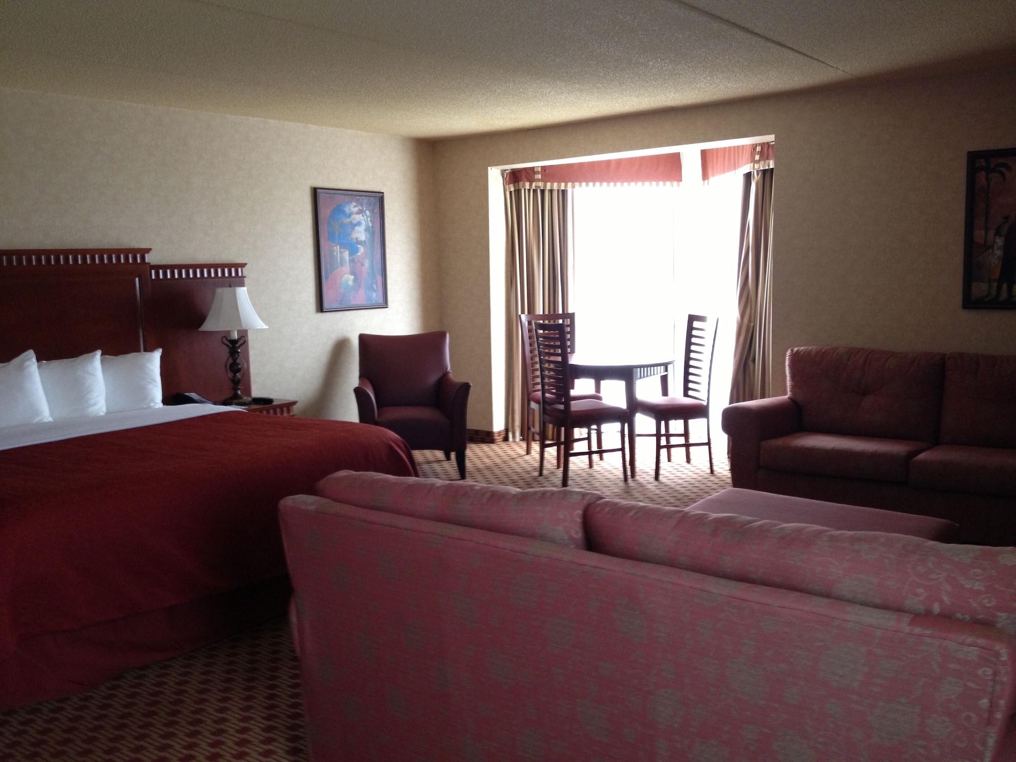 סאולט סאינטה מארי Quality Inn & Suites Bay Front מראה חיצוני תמונה