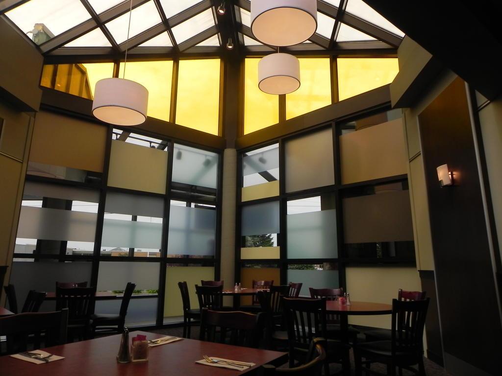 סאולט סאינטה מארי Quality Inn & Suites Bay Front מראה חיצוני תמונה
